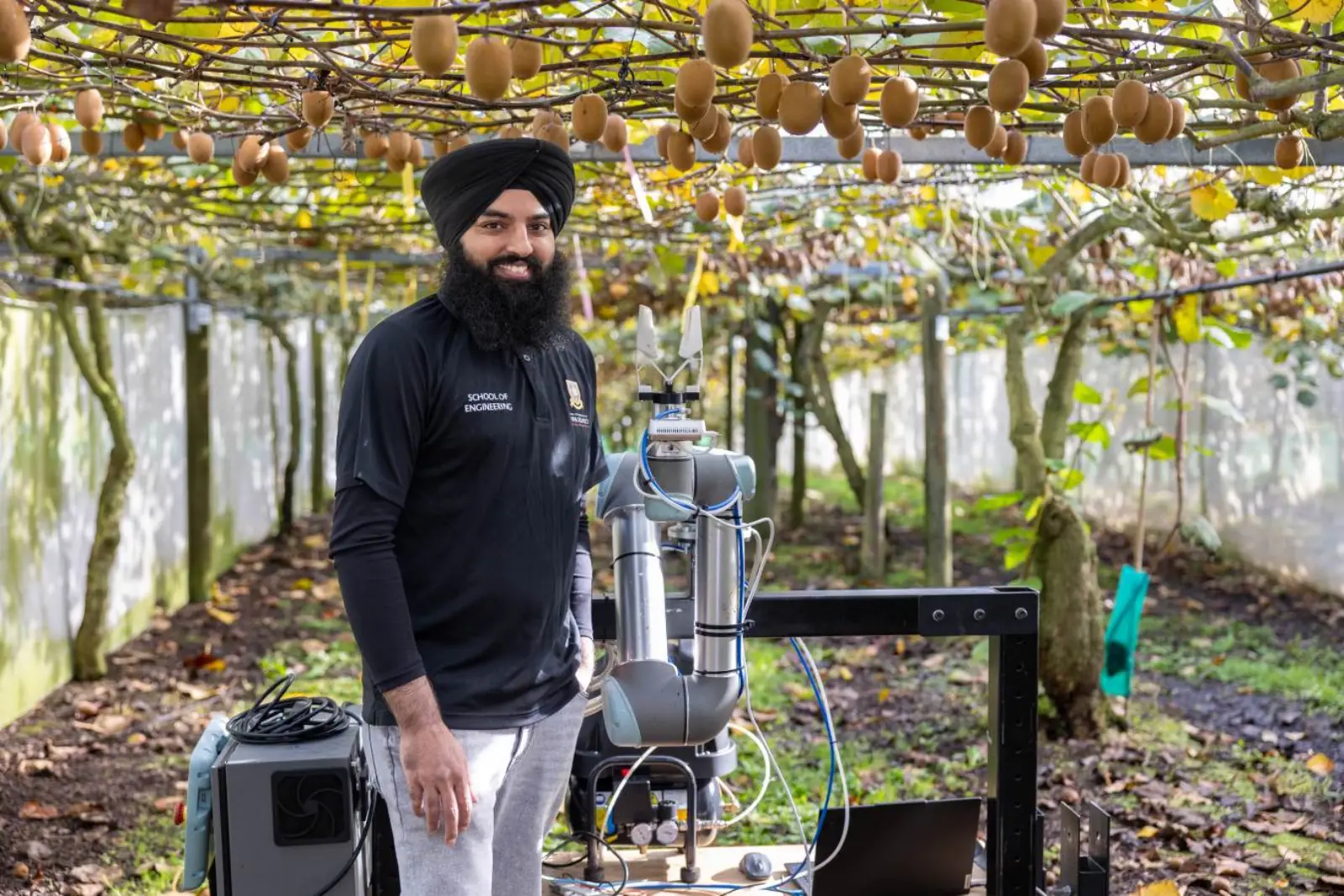 Dr Ajit Pal Singh with the robotic gripper (1)