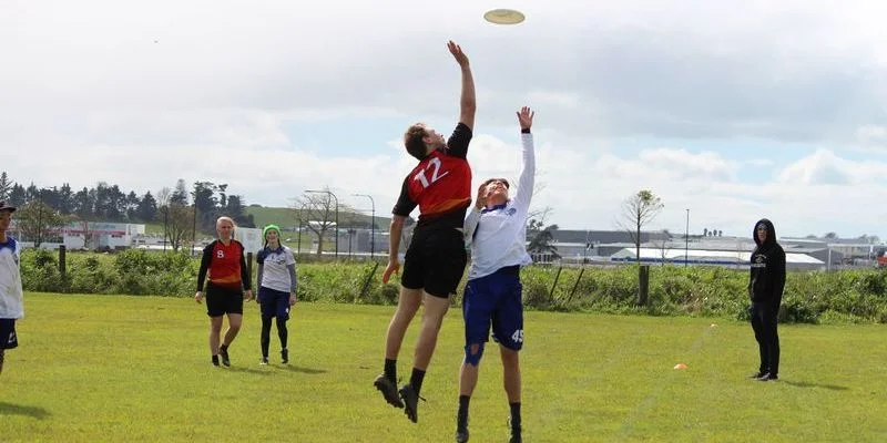 UTSNZ-sports-ultimatefrisbee-championship-students.webp